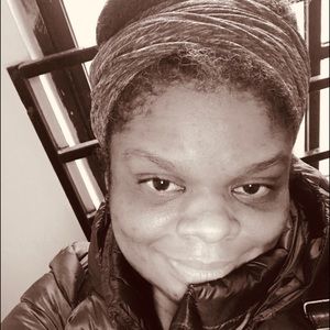 Meet your Posher, Aisha